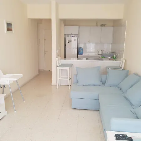 Apartment Modern In Near The Sea *