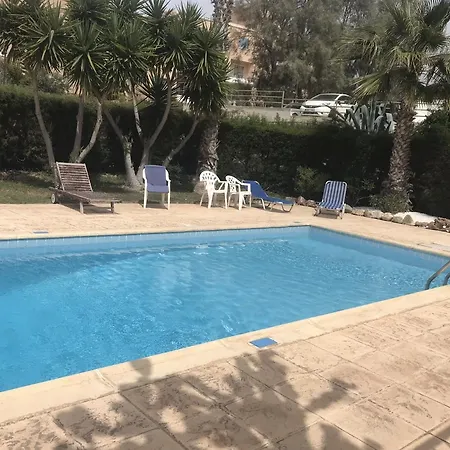 Apartment Modern In Near The Sea